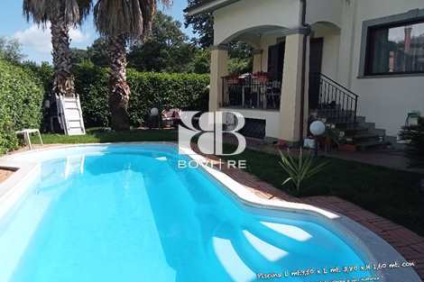 Villa in Vendita, Bracciano